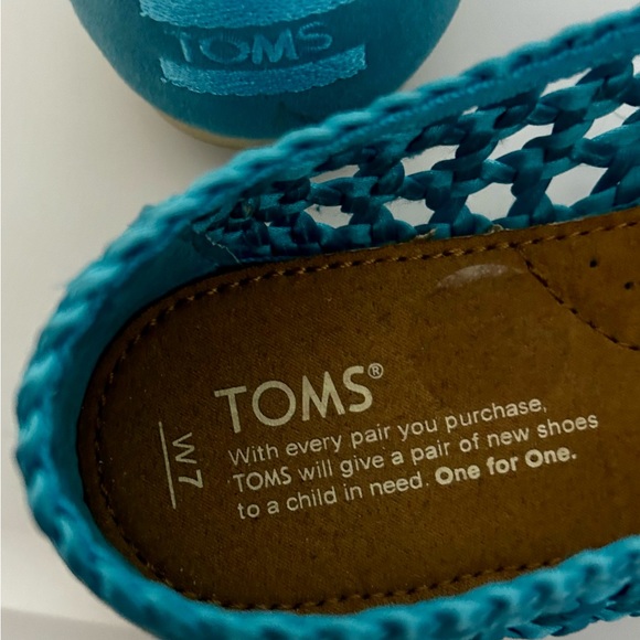 TOM’S Aqua colored basket weave style flats - Picture 4 of 6